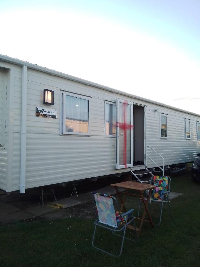 3 Bed ,Sleeps 8 Caravan California Cliffs Holiday Park Scratby Eksteriør billede
